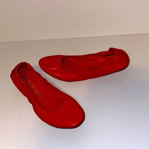 NEW Tory Burch flats size 7